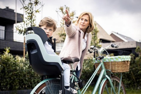 Fotelik row. Bobike GO 1P do ramy Candy Pink