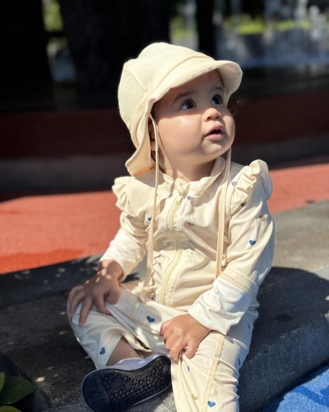 Kapelusz kąpielowy czapka UV milk 12-24 m-ce S